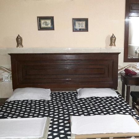 Jeraths Villa Bed And Breakfast Delhi  Esterno foto